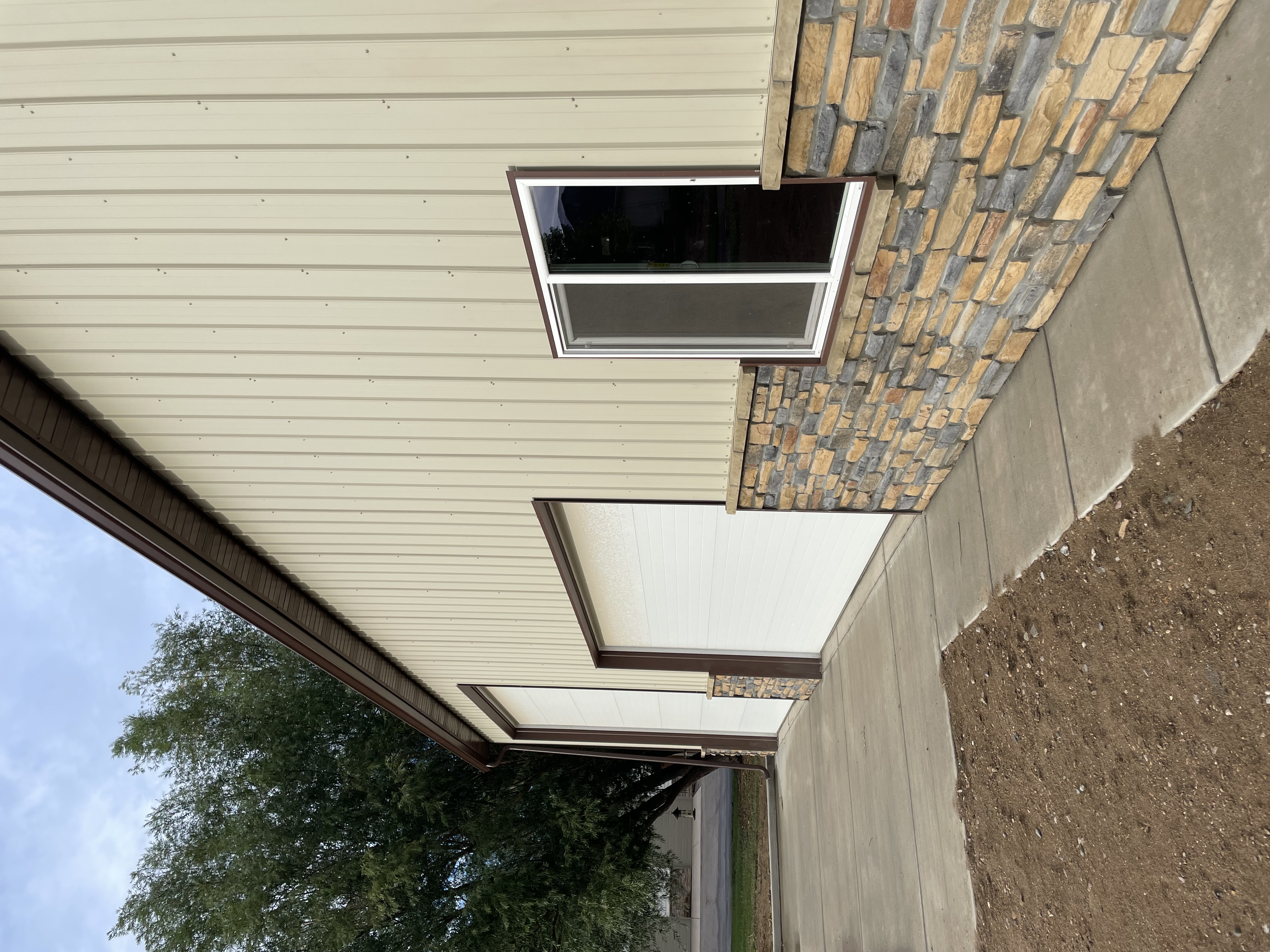 Stone Wainscot Detail
